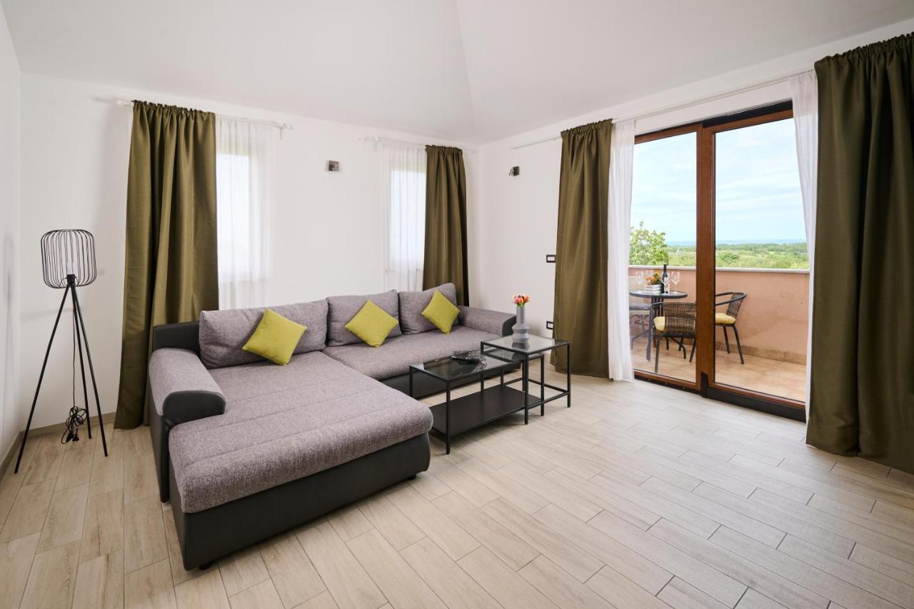 Aisha Apartment Brtonigla Ngoại thất bức ảnh
